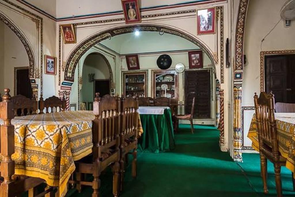 Narayan Niwas Castle Hotel Ramgarh Shekhawati Buitenkant foto