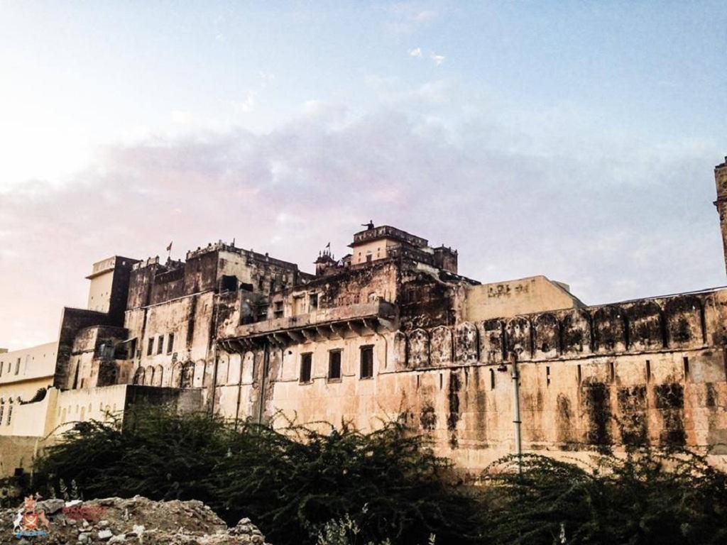 Narayan Niwas Castle Hotel Ramgarh Shekhawati Buitenkant foto