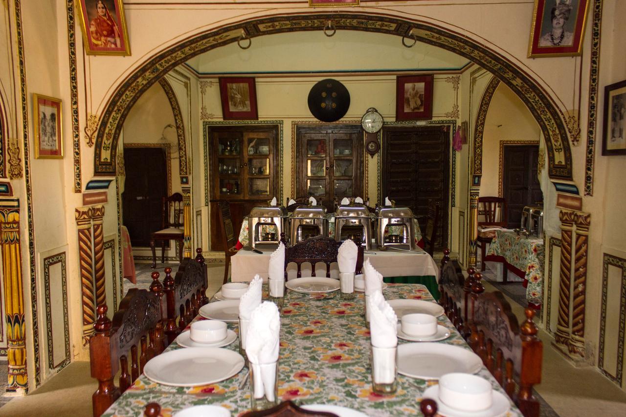 Narayan Niwas Castle Hotel Ramgarh Shekhawati Buitenkant foto