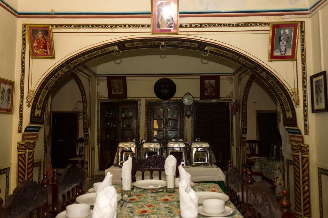 Narayan Niwas Castle Hotel Ramgarh Shekhawati Buitenkant foto